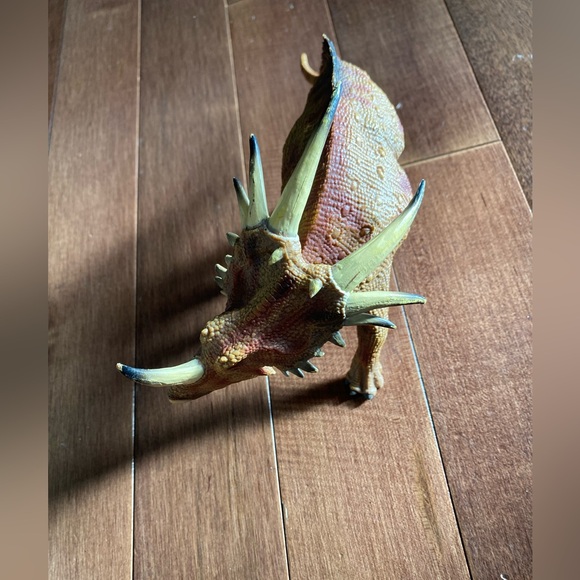 CollectA Styracosaurus Dinosaur 2017 - Picture 3 of 9